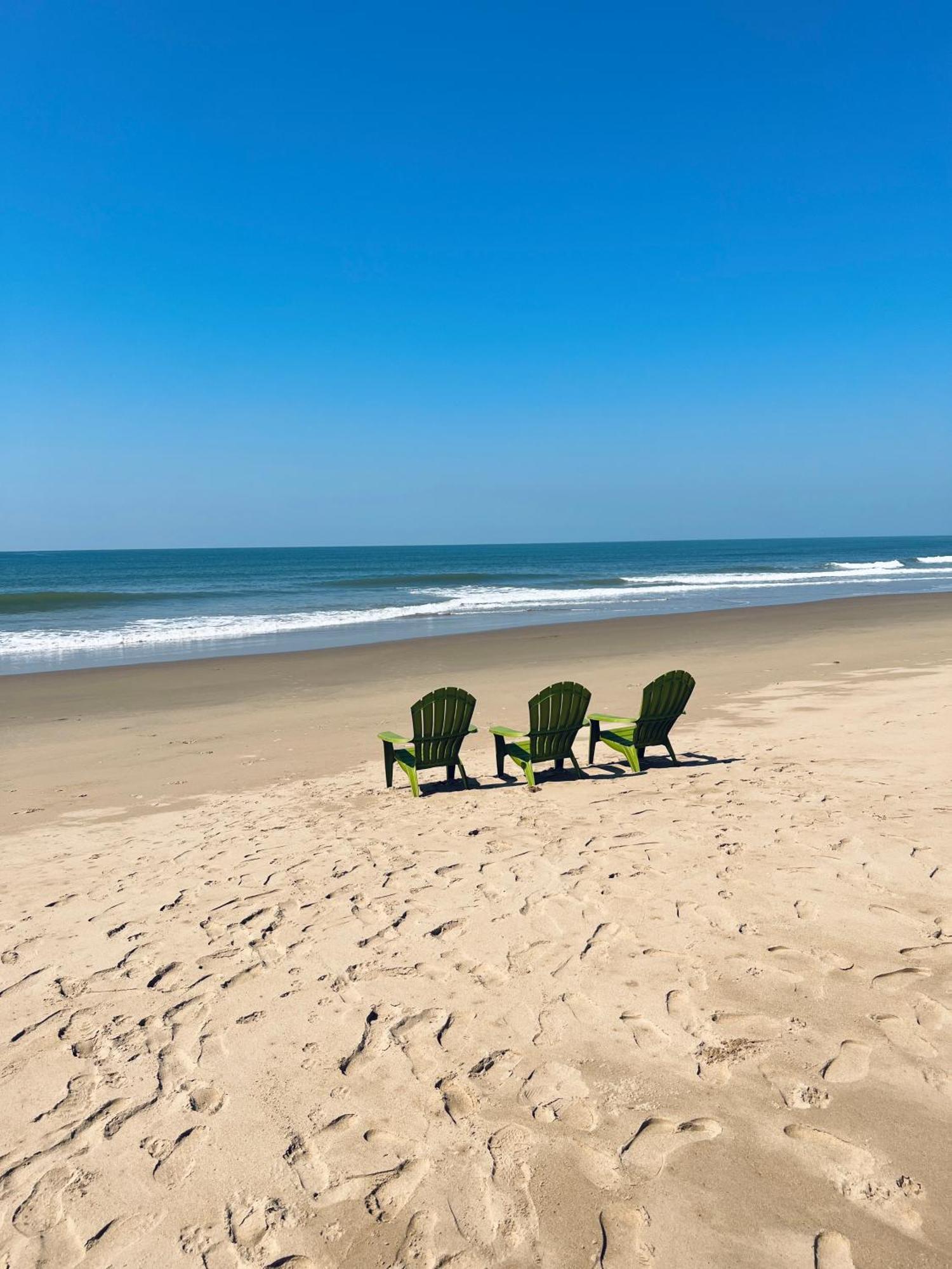 Blue Lagoon Beach Resort Гокарна Екстериор снимка